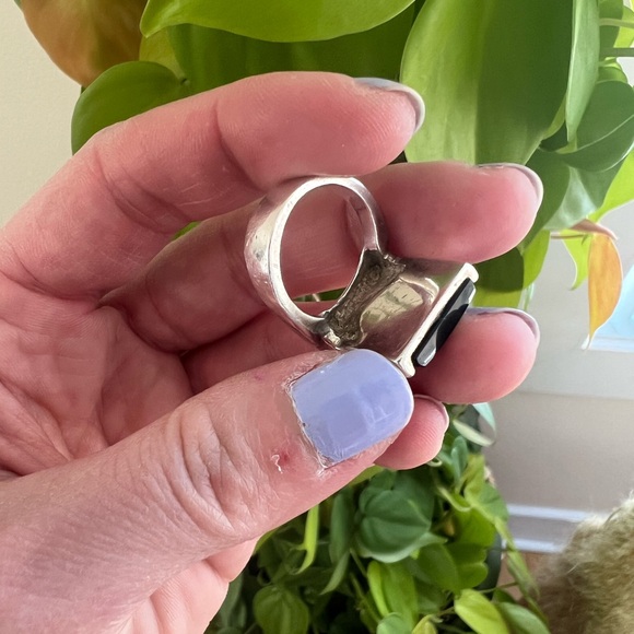 Sterling Silver and Black Stone Square Geometric Ring - sz 5.5 - Picture 3 of 10